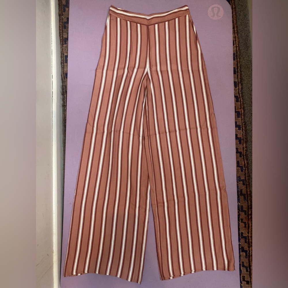 & Other Stories Loose High-Waisted Pants